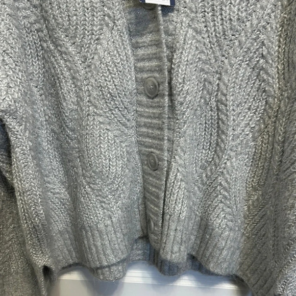 Universal Thread Women's Gray‎ Sweater - Picture 5 of 5